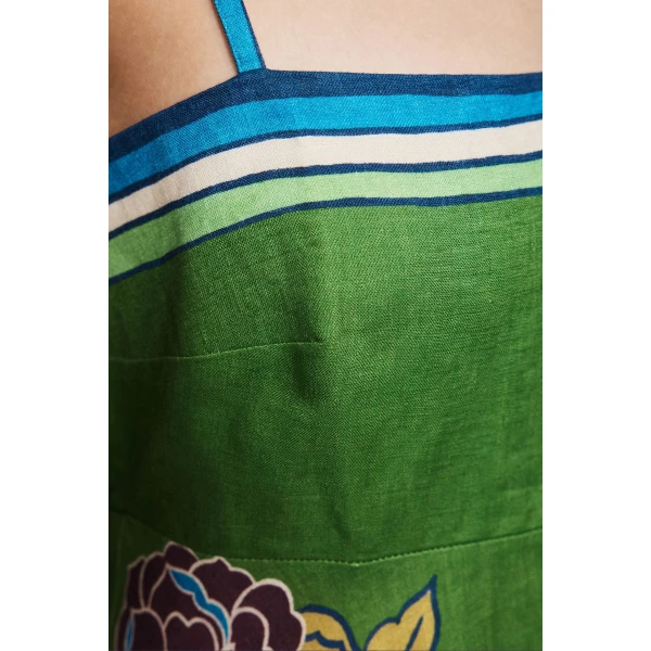 designer dresses at Coveti