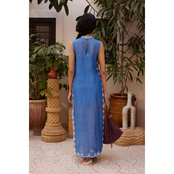 a linen and silk blend