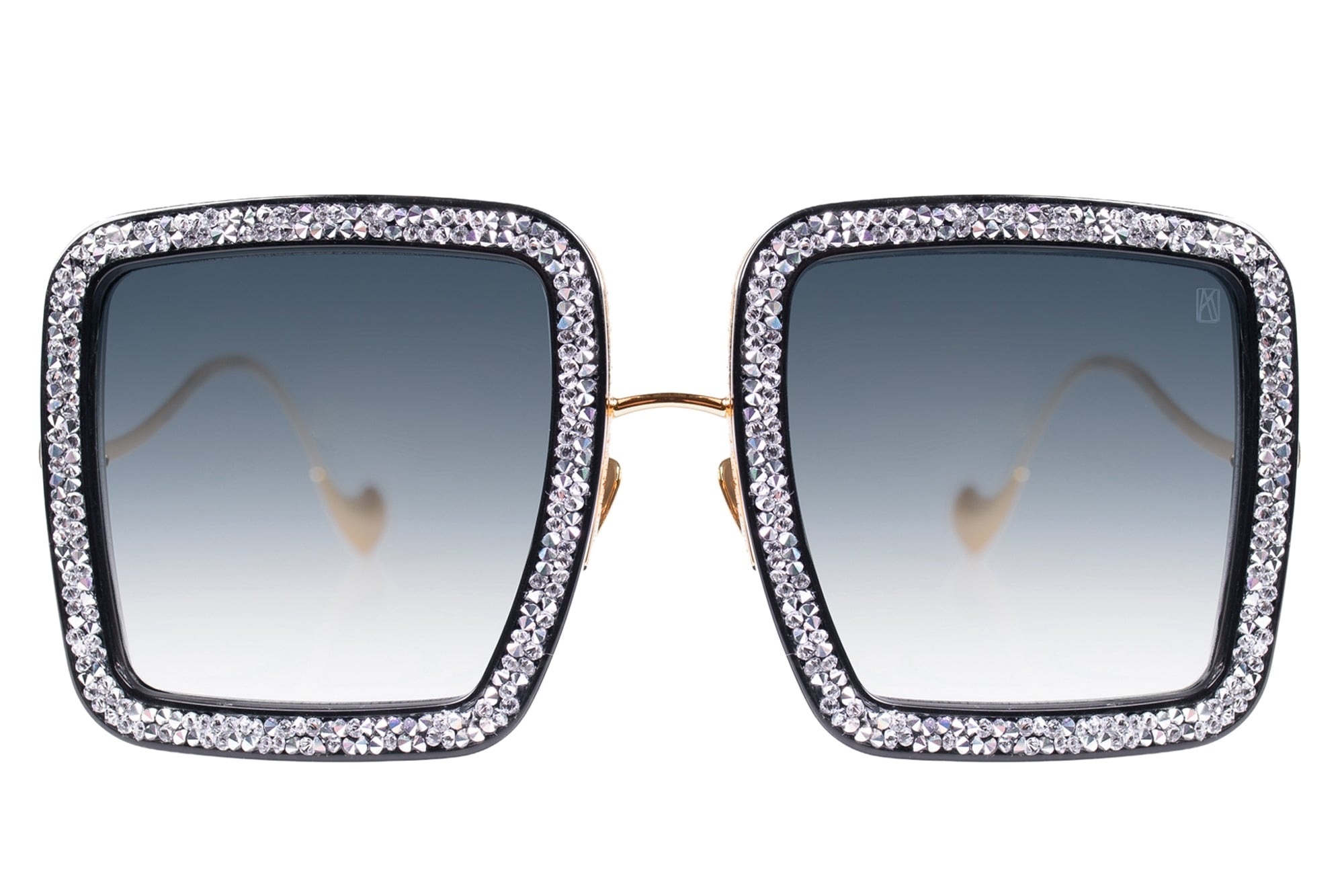 Beaming Sky Sunglasses in Black Ice