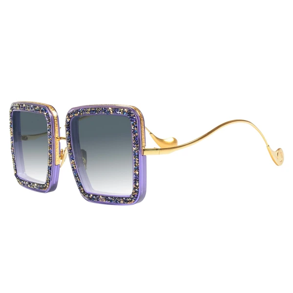 Beaming Sky Sunglasses in Purple - Image 2