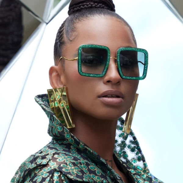Beaming Sky Sunglasses in Turquoise - Image 3