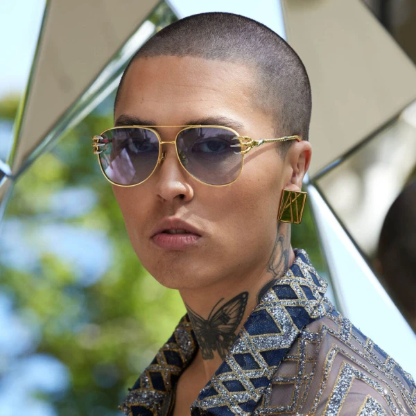 Claw Voyage Sunglasses in Rose Gold - Image 3