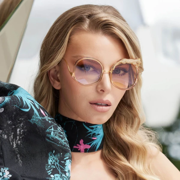 Rose et le Rêve Sun Sunglasses in Black Crystal - Image 3