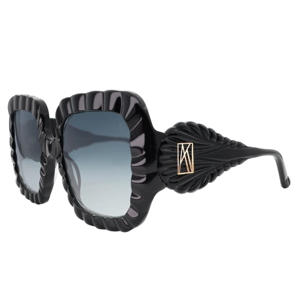 Shade of Shelly Sunglasses in Black - Image 2