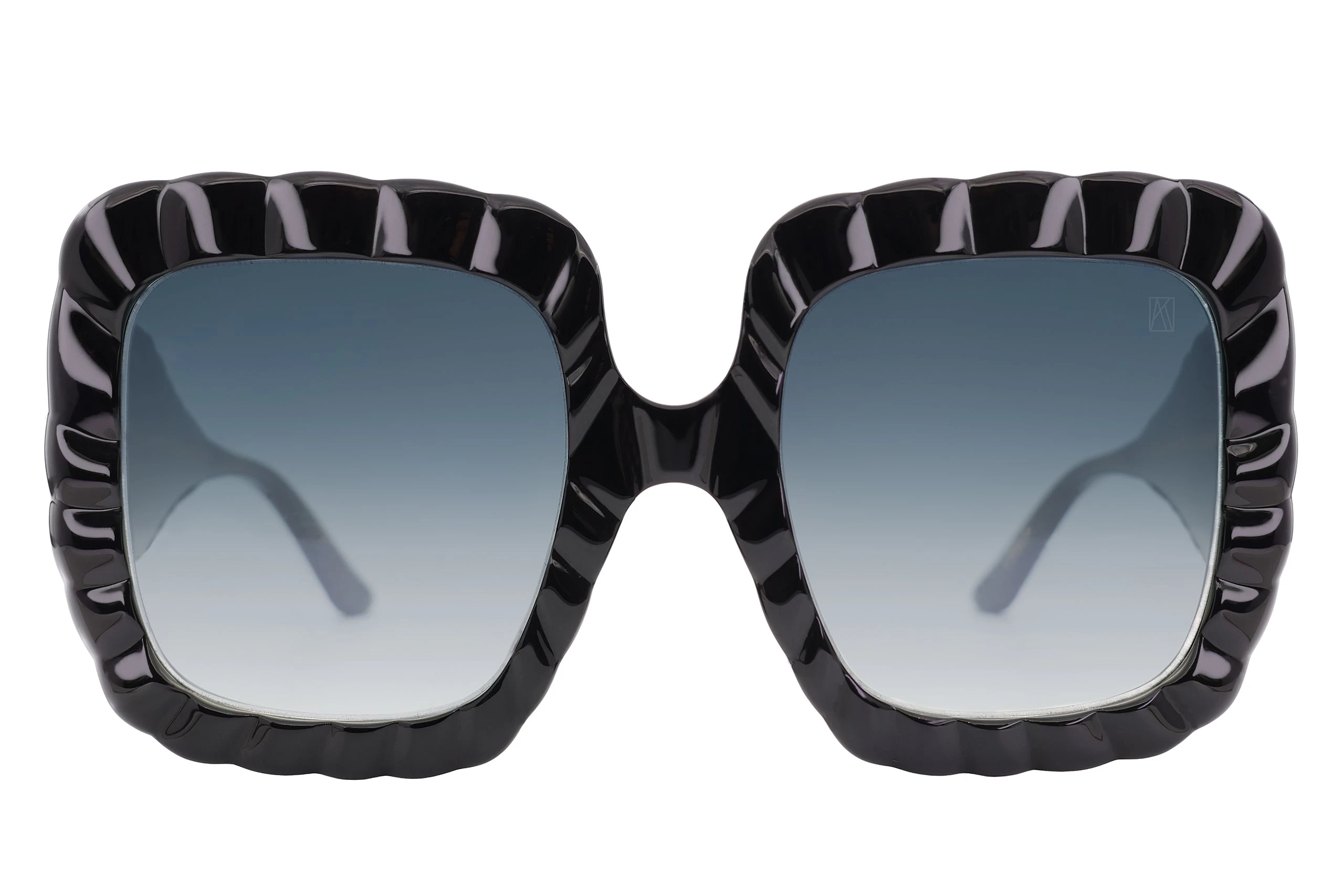 Shade of Shelly Sunglasses in Black