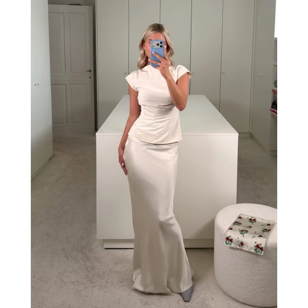 Top Atticus in Ivory Moire - Image 3