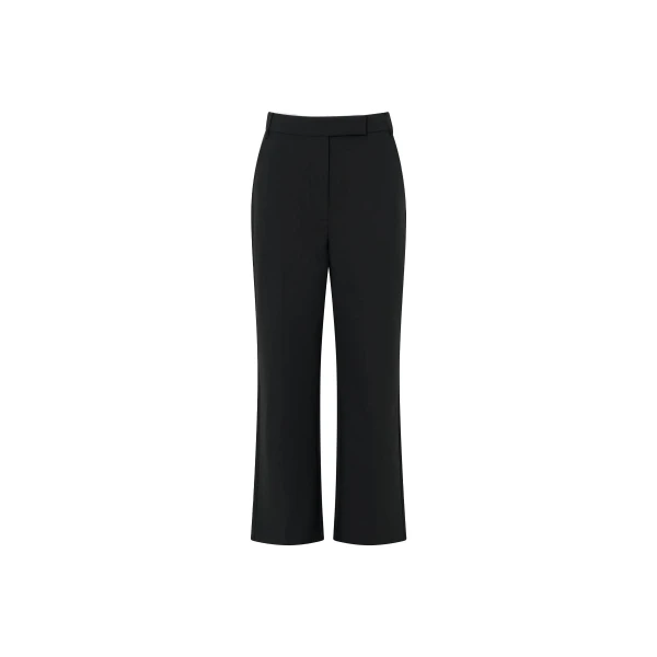 Mackinley Cropped Pant in Black