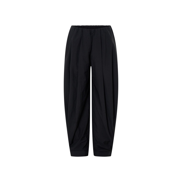 Camilla and Marc Rhia Balloon Leg Pant in Black | Pants | Coveti