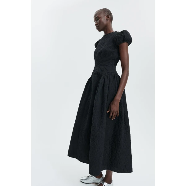 black dress