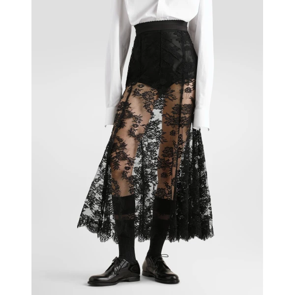 Chantilly lace skirt - Image 4