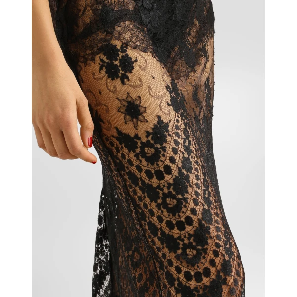 Chantilly lace skirt - Image 5