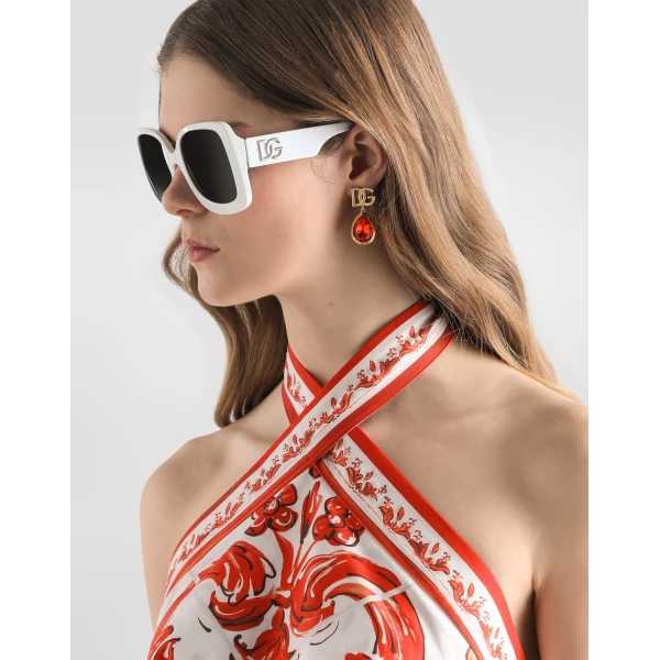 Clip earrings with logo - Image 2