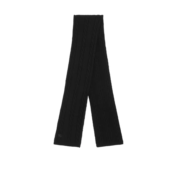 Knit scarf