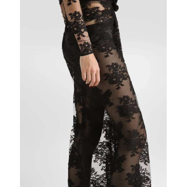 Lace dress with bow - Image 5