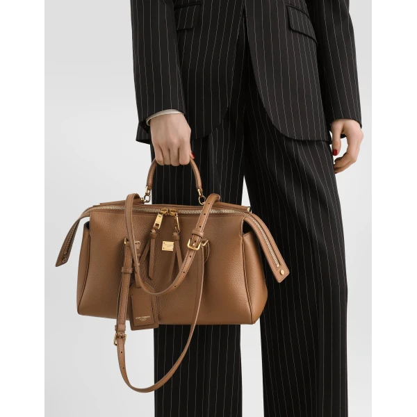 Medium Vittoria handbag in calfskin - Image 2