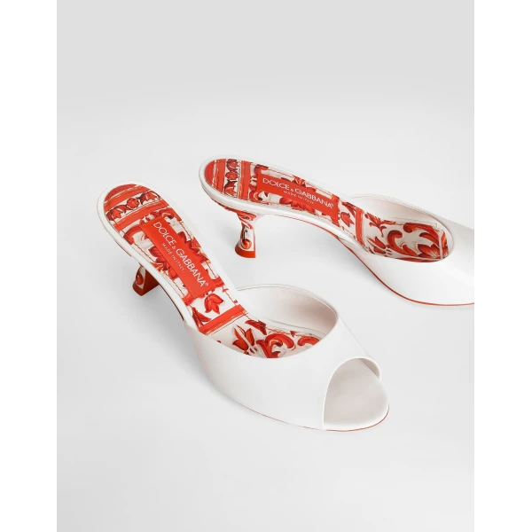 Mules in patent leather - Image 4