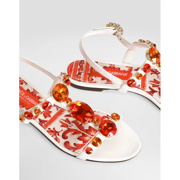 Patent leather sandals with embroidery - Image 4