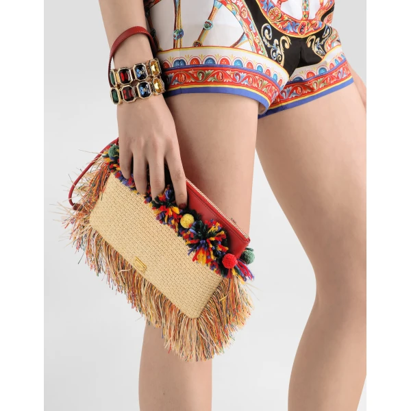 Raffia toiletry bag with fringes - Image 2