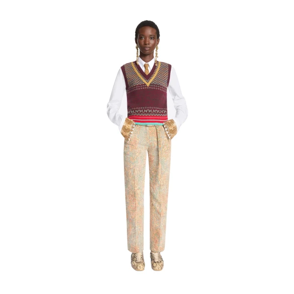 Fitted cashmere top in Wine - Image 2