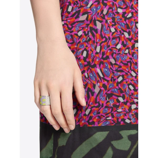 Handmade painted ring in Lilac - Image 2