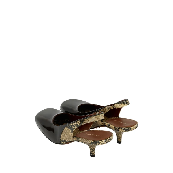 Leather slingback pumps in Olive - Image 4
