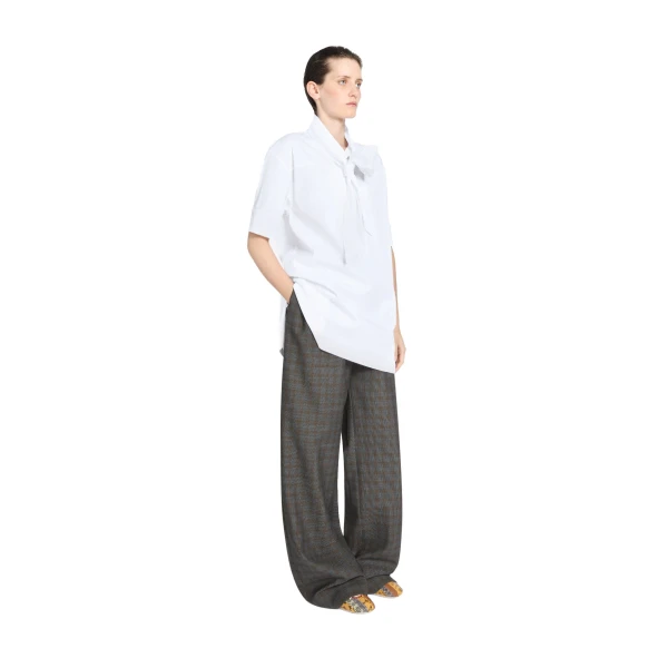Loose cotton shirt in White - Image 3