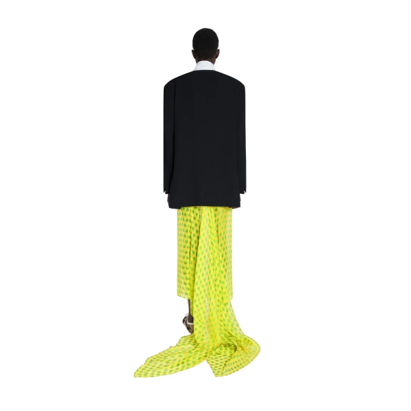 Oversized crepe blazer in Black - Image 4