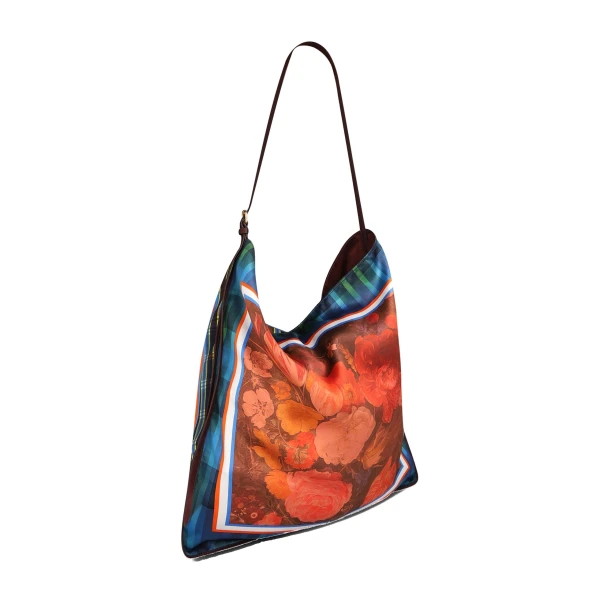 Oversized scarf bag in Red - Image 3