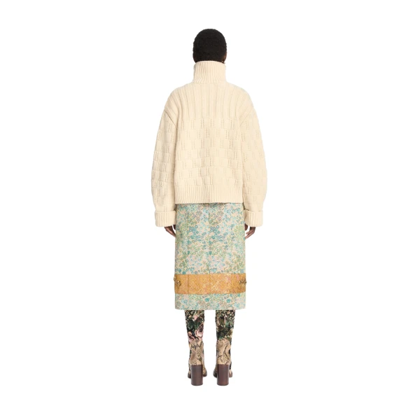 Textured wool cardigan in Ecru - Image 4