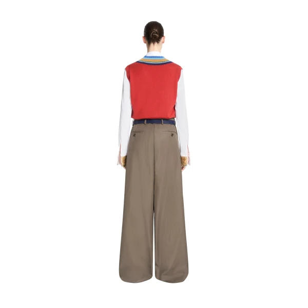 V-neck wool top in Brique - Image 4
