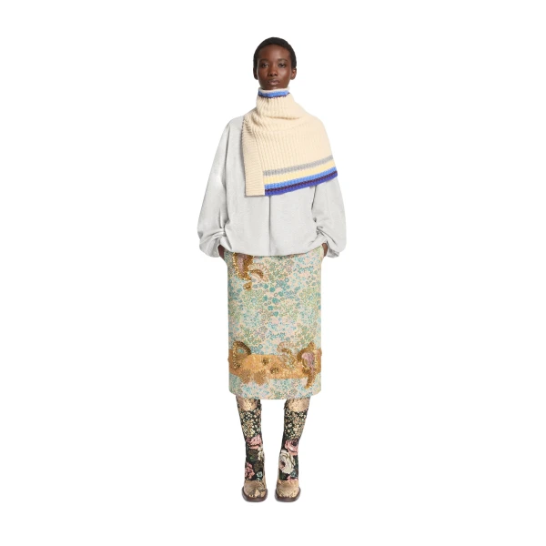 Wool shawl collar in Ecru - Image 2