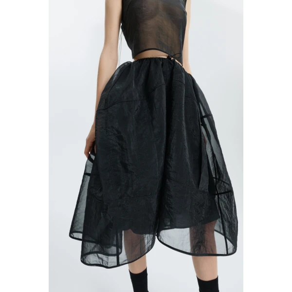 black skirt