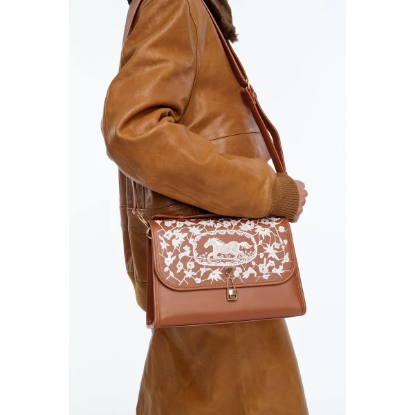 gabriela hearst bag beige