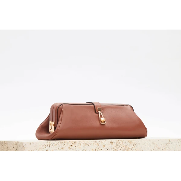 gabriela hearst clutch beige