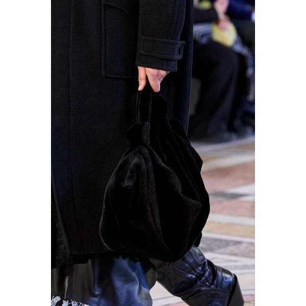 gabriela hearst bag black