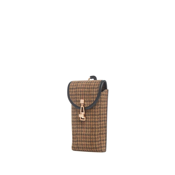designer pouch