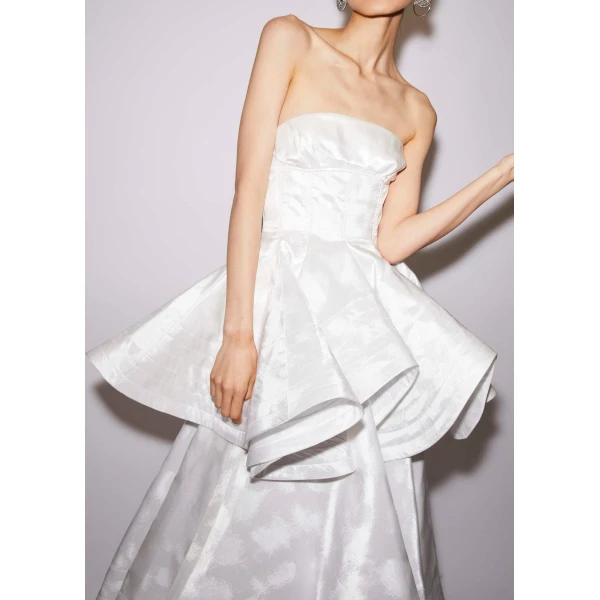 Rosina Dress in White Jacquard - Image 4