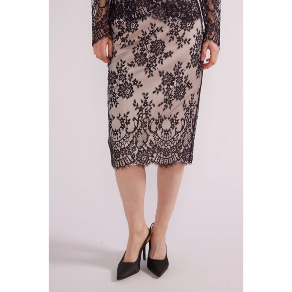 Vania Midi Skirt in Black Pale Pink Lace Duchesse - Image 3