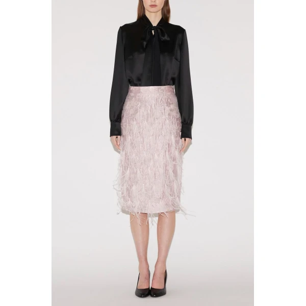 Vania Midi Skirt in Pink Cloque - Image 2