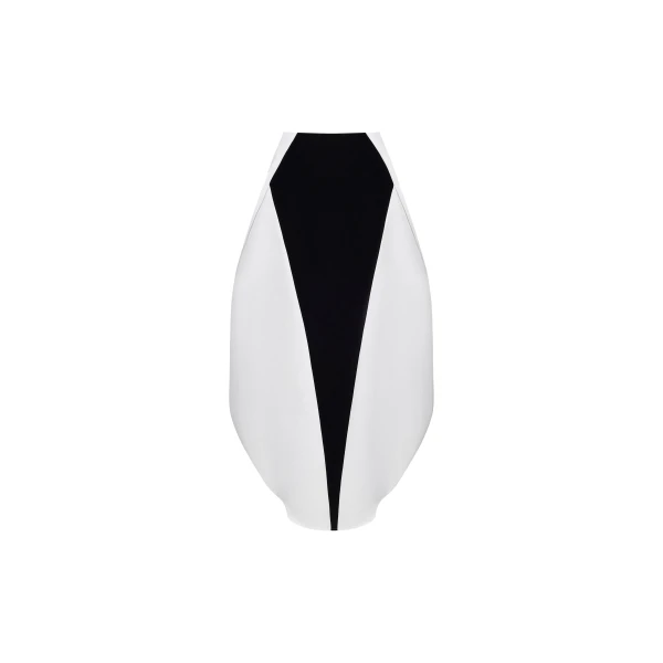 Monochrome Paneled Structured Pannier Maxi Skirt in Black