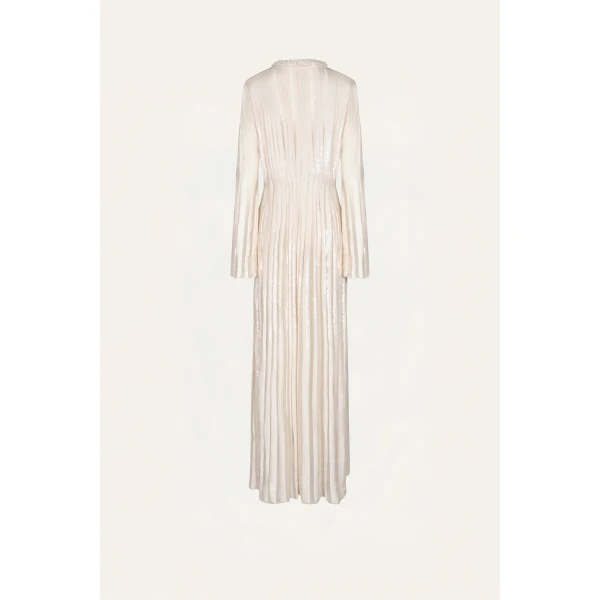 Colombian Luxury Resort Wear at Coveti