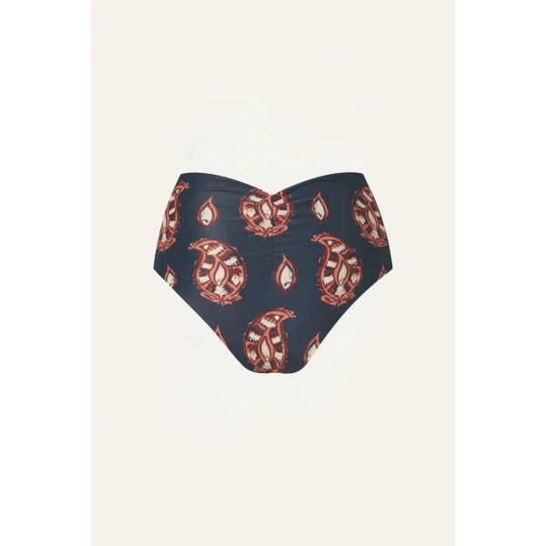 Colombian Luxury Resort Wear at Coveti