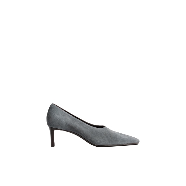 Khaite Cecilia Pump in Grey Suede