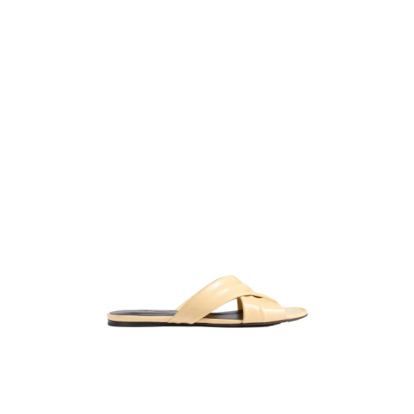 Liria Flat Sandal in Butter Glazed Leather