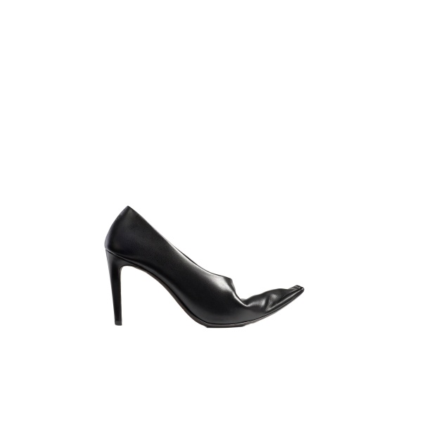 Khaite Marlene Pump in Black Glazed Leather