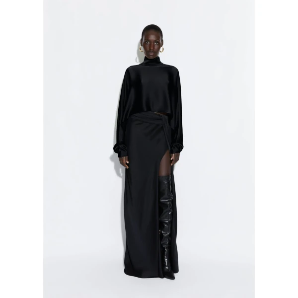 LaPointe skirts