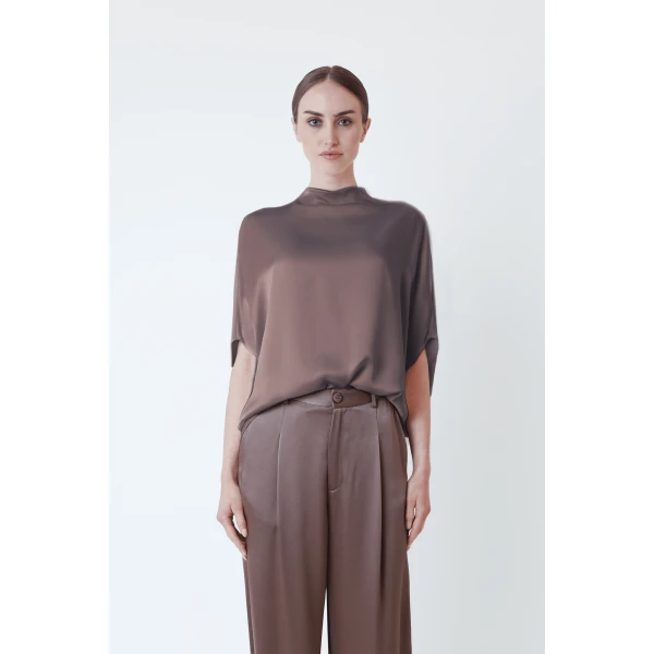 LaPointe tops