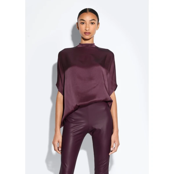 LaPointe tops