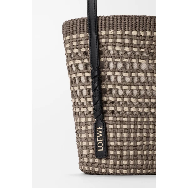 Loewe Braid pocket in iraca palm and calfskin, Khaki/Natural | Clutch Bags | Coveti