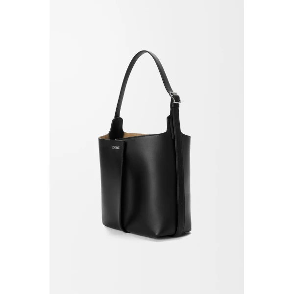Loewe Medium Bilbao bucket in smooth calfskin, Black | Bucket Bags | Coveti
